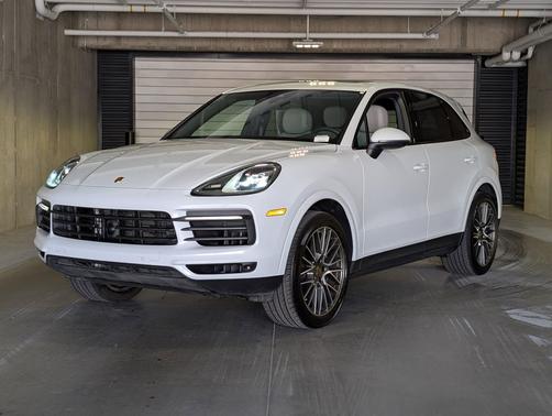 White 2023 Porsche Cayenne Platinum Edition