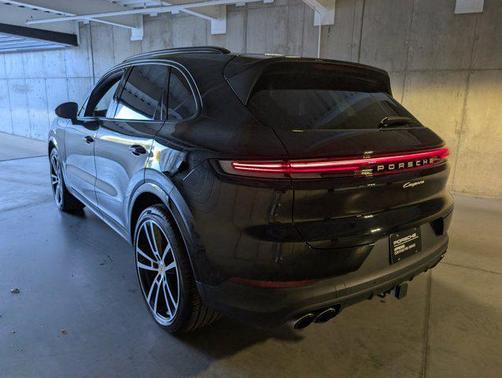 2024 Porsche Cayenne Cayenne