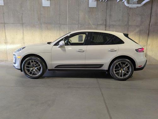 2024 Porsche Macan AWD