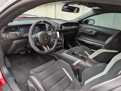 2021 Ford Shelby GT500 Base