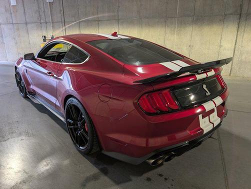 2021 Ford Shelby GT500 Base