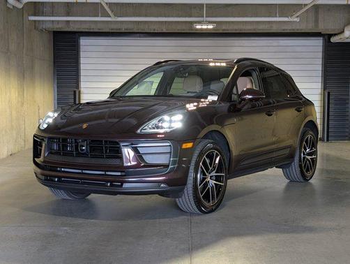 2026 Porsche Macan AWD