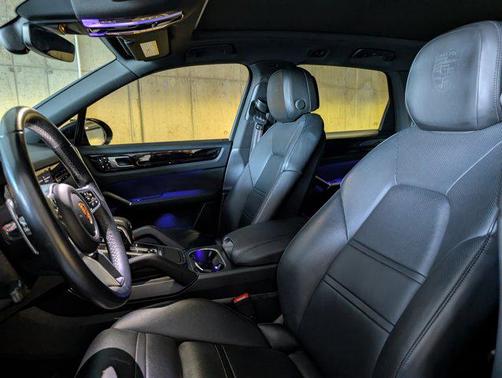 2019 Porsche Cayenne Cayenne