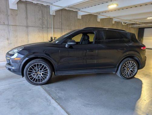 2019 Porsche Cayenne Cayenne