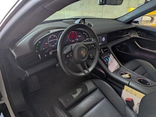 2024 Porsche Taycan 4S