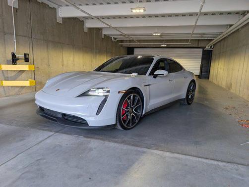 2024 Porsche Taycan 4S
