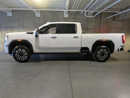 2024 GMC Sierra 3500 Denali