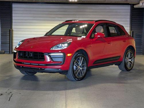 2026 Porsche Macan AWD