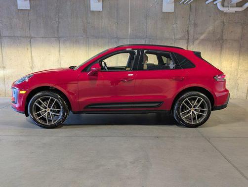 2026 Porsche Macan AWD