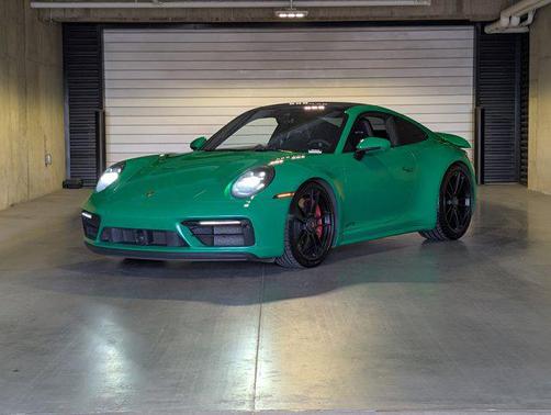 2023 Porsche 911 Carrera GTS