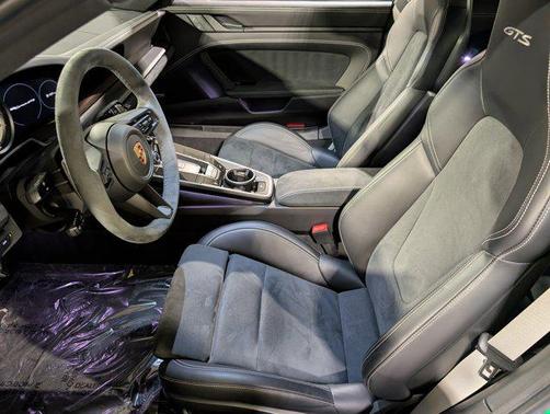 2023 Porsche 911 Carrera GTS