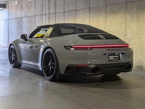 2024 Porsche 911 Targa 4S