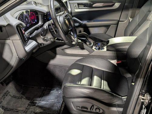 2024 Porsche Cayenne Cayenne