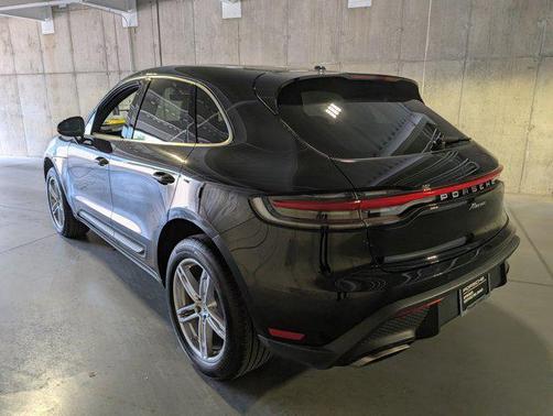 2024 Porsche Macan Base