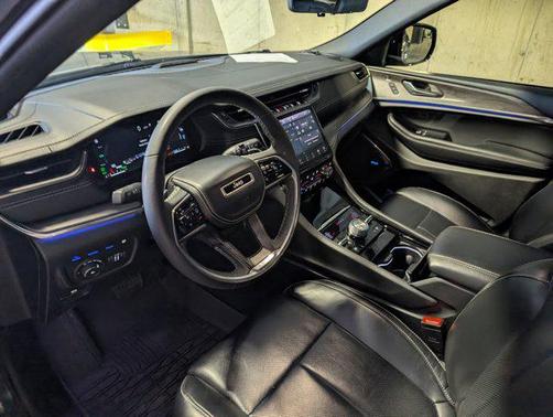 2024 Jeep Grand Cherokee 4xe Overland