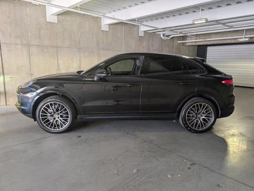 2023 Porsche Cayenne