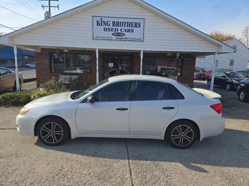 White 2008 Subaru Impreza 2.5i