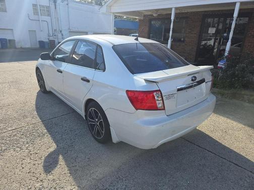 White 2008 Subaru Impreza 2.5i