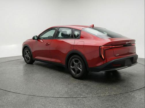 Currant Red 2025 Kia K4 LXS