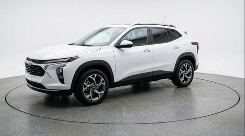 Summit White 2025 Chevrolet Trax LT
