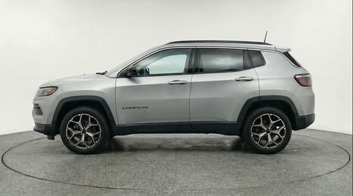 Silver Zynith Metallic Clearcoat 2025 Jeep Compass Limited