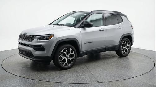 Silver Zynith Metallic Clearcoat 2025 Jeep Compass Limited