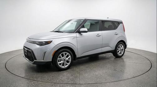 Steel Gray 2025 Kia Soul LX