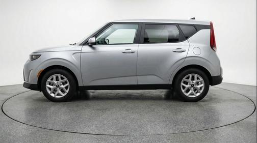 Steel Gray 2025 Kia Soul LX
