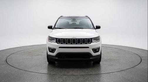 Bright White Clearcoat 2025 Jeep Compass Limited