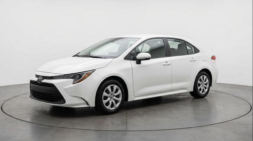 Ice Cap 2025 Toyota Corolla LE