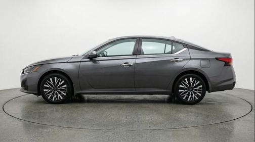 Gun Metallic 2025 Nissan Altima SV FWD