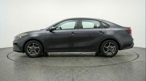 Interstellar Gray 2025 Kia K4 LXS