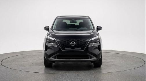 Super Black 2025 Nissan Rogue SV