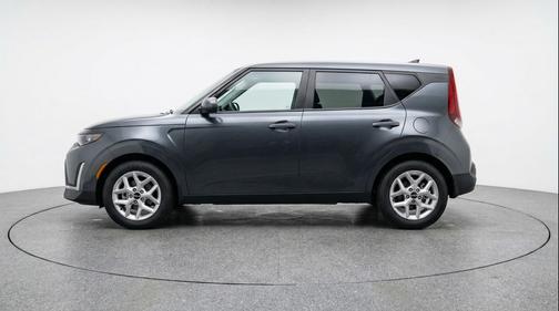 Gravity Gray 2025 Kia Soul LX