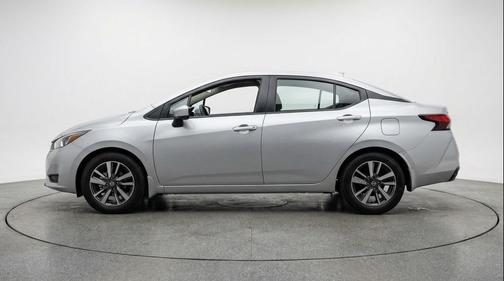Brilliant Silver Metallic 2025 Nissan Versa 1.6 SV
