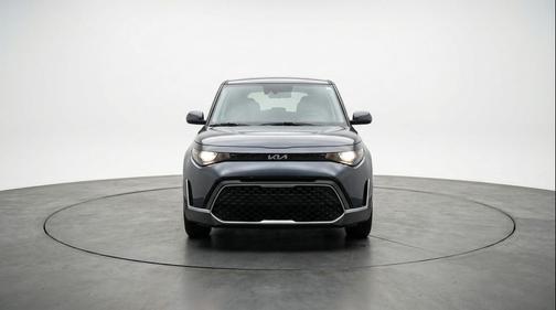 Gravity Gray 2025 Kia Soul LX