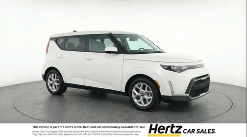 Snow White Pearl 2025 Kia Soul LX
