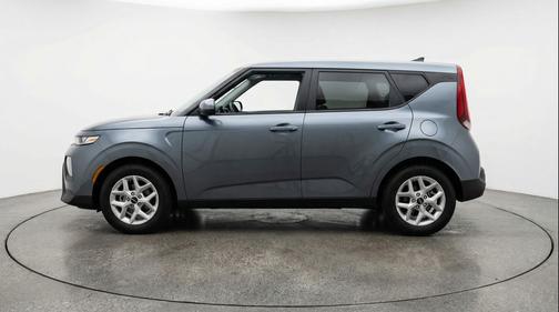 Gravity Gray 2025 Kia Soul LX