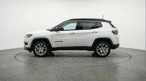 Bright White Clearcoat 2025 Jeep Compass Limited