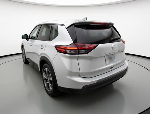 Brilliant Silver Metallic 2025 Nissan Rogue SV