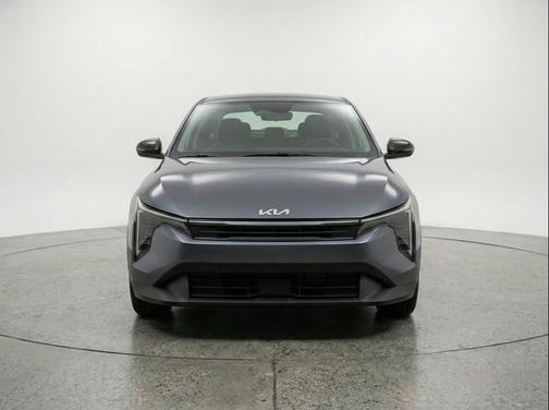 Interstellar Gray 2025 Kia K4 LXS