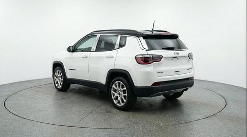 Bright White Clearcoat 2025 Jeep Compass Limited