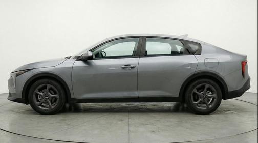 Steel Gray 2025 Kia K4 LXS