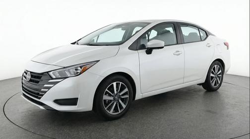 Aspen White Tricoat 2025 Nissan Versa 1.6 SV