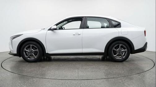 Snow White Pearl 2025 Kia K4 LXS