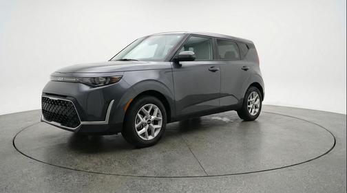 Gravity Gray 2025 Kia Soul LX