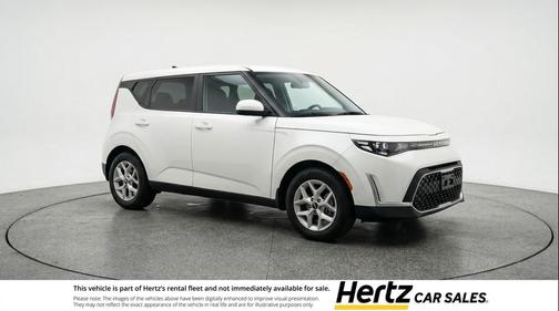 Snow White Pearl 2025 Kia Soul LX