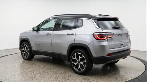 Silver Zynith Metallic Clearcoat 2025 Jeep Compass Limited