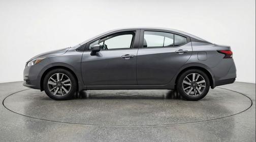 Gun Metallic 2025 Nissan Versa 1.6 SV