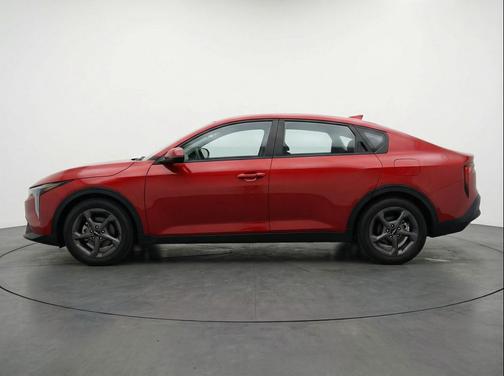 Currant Red 2025 Kia K4 LXS